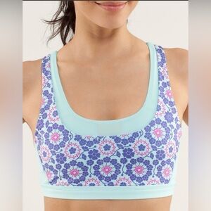 Lululemon Run stuff your bra II size 12